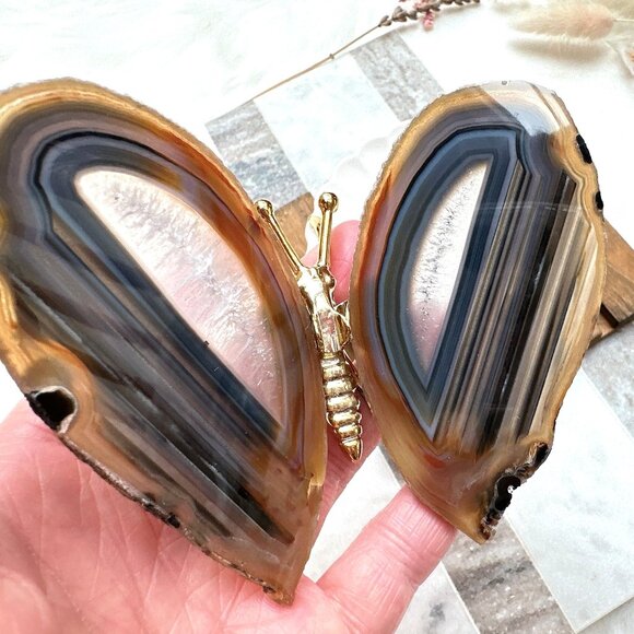 Beautiful Agate Butterfly | Agate Slices | Agate Butterfly Figurine - Picture 4 of 8